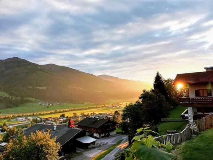 Panorama Ferienhaus Ematberg Mit Bergblick Und Sauna Нідернзілль Екстер'єр фото